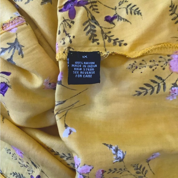 NEW OFF SHOULDER FLORAL BLOUSE SIZE 1X - Picture 3 of 3